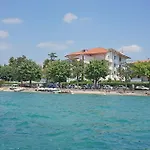Nettuno Hotel Bardolino