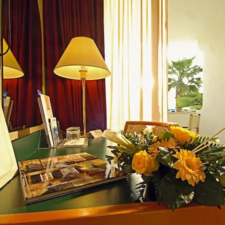Nettuno Hotell Bardolino