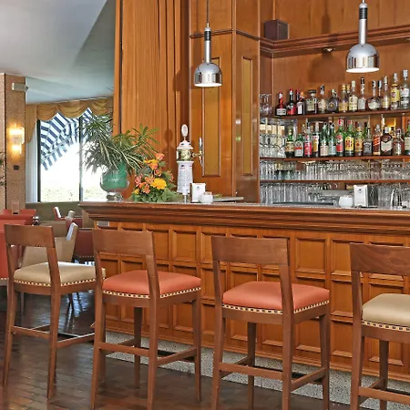 Nettuno 4* Μπαρντολίνο