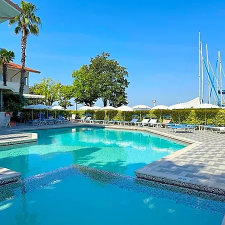 Hotel Nettuno 4*