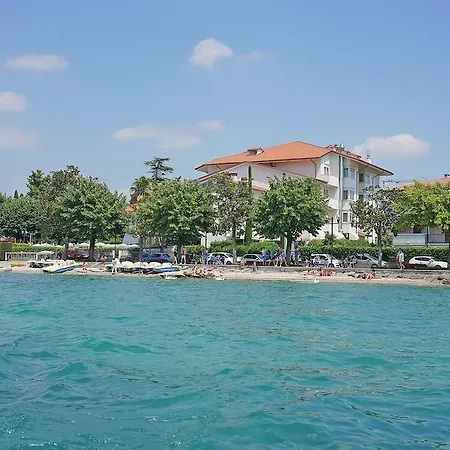 Nettuno Ξενοδοχείο Μπαρντολίνο
